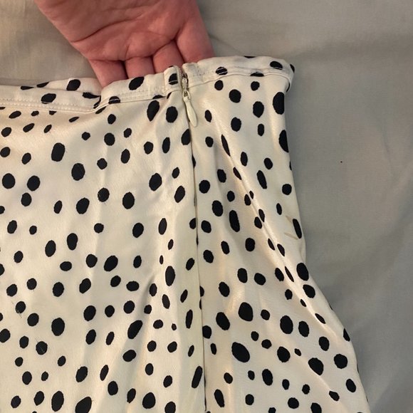 Alice in the Eve Minimal Animal Mini Skirt - Picture 3 of 6